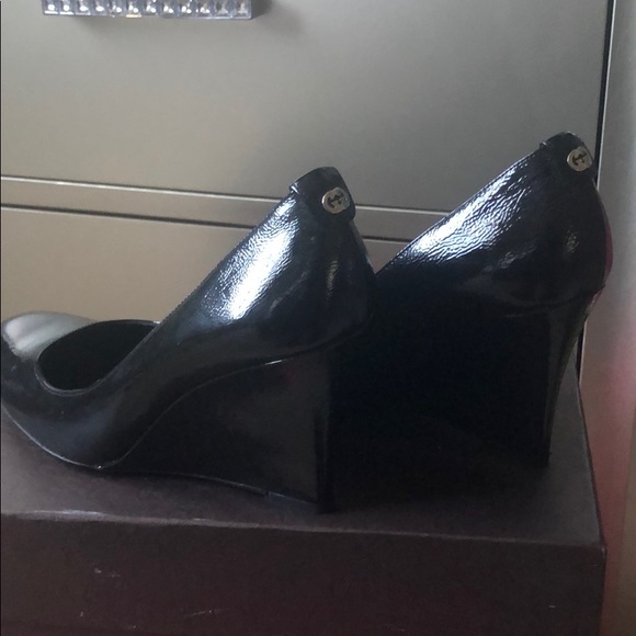Authentic Gucci Patent Leather Wedges - Picture 3 of 6
